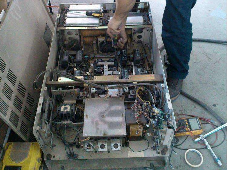 “三科變頻器”