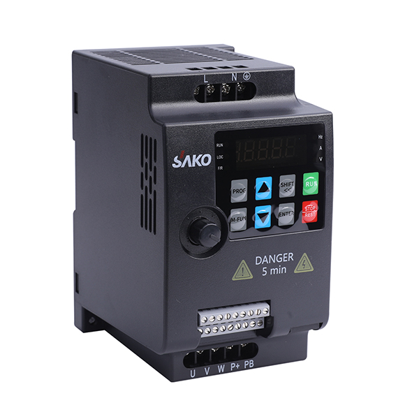 SKI780三相迷你變頻器0.75-2.2kw-2